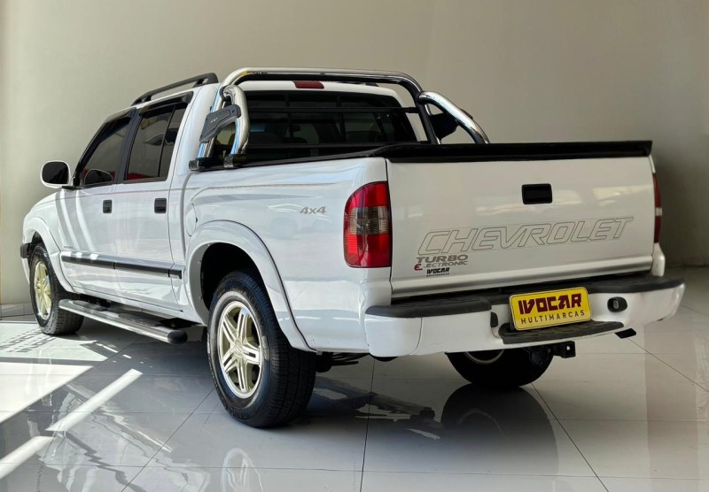 S10 2.8 EXECUTIVE 4X2 CD 12V TURBO INTECOOLER DIESEL 4P MANUAL - 2007 - VACARIA