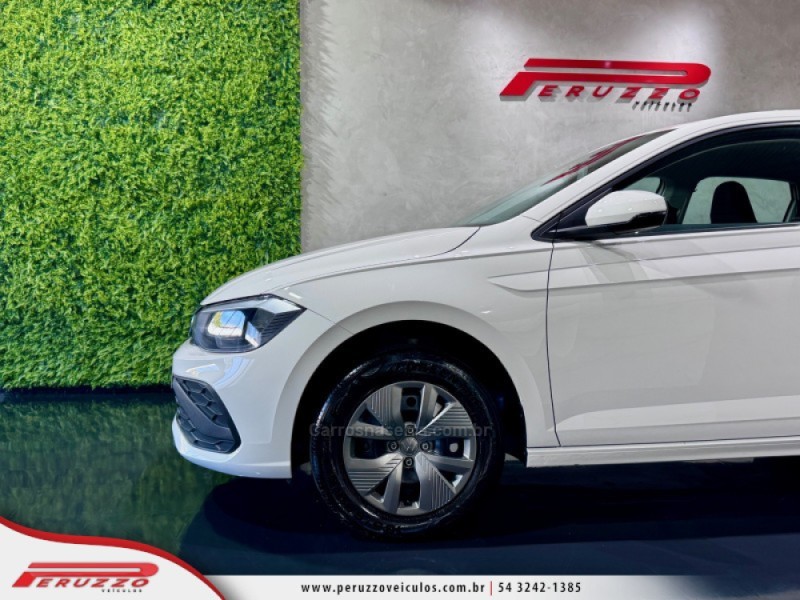 POLO 1.0 MPI TRACK 4P MANUAL - 2025 - NOVA PRATA