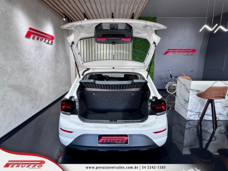 POLO 1.0 MPI TRACK 4P MANUAL - 2025 - NOVA PRATA
