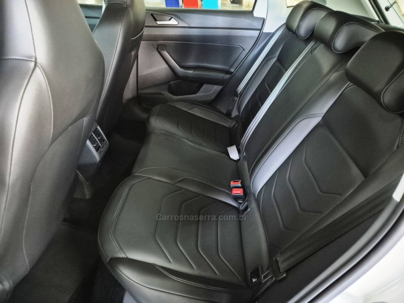 POLO 1.0 170 TSI 12V HIGHLINE FLEX 4P AUTOMÁTICO - 2023 - CAXIAS DO SUL