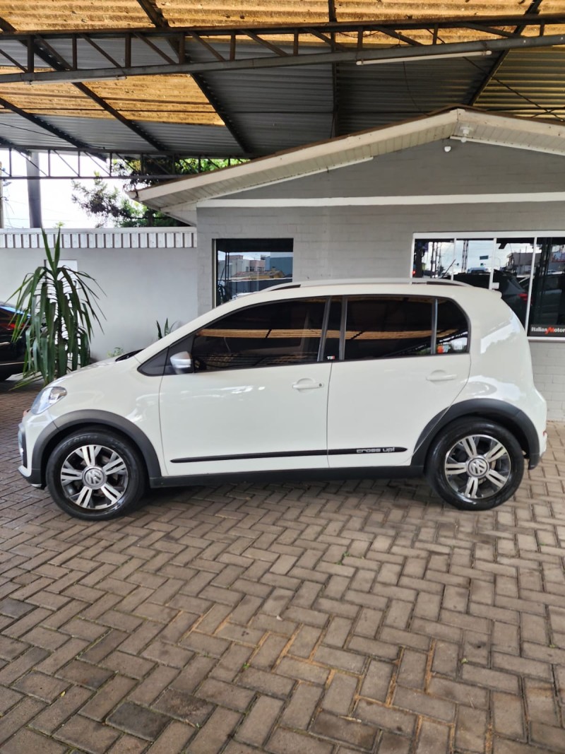 UP 1.0 TSI CROSS 12V FLEX 4P MANUAL - 2018 - CAXIAS DO SUL