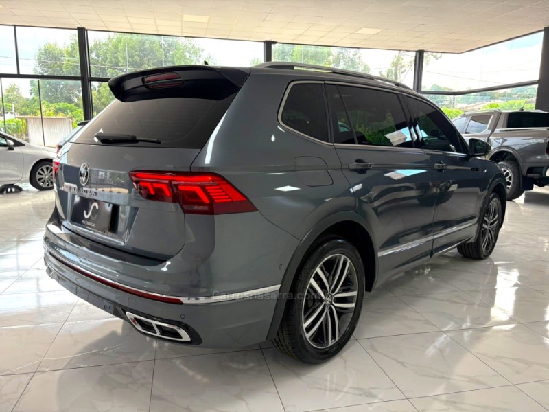 TIGUAN 2.0 ALLSPACE R-LINE 300 TSI GASOLINA 4P AUTOMÁTICO - 2024 - CAMPINAS DO SUL