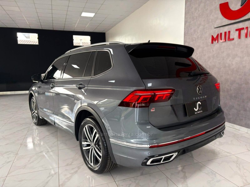 TIGUAN 2.0 ALLSPACE R-LINE 300 TSI GASOLINA 4P AUTOMÁTICO - 2024 - CAMPINAS DO SUL