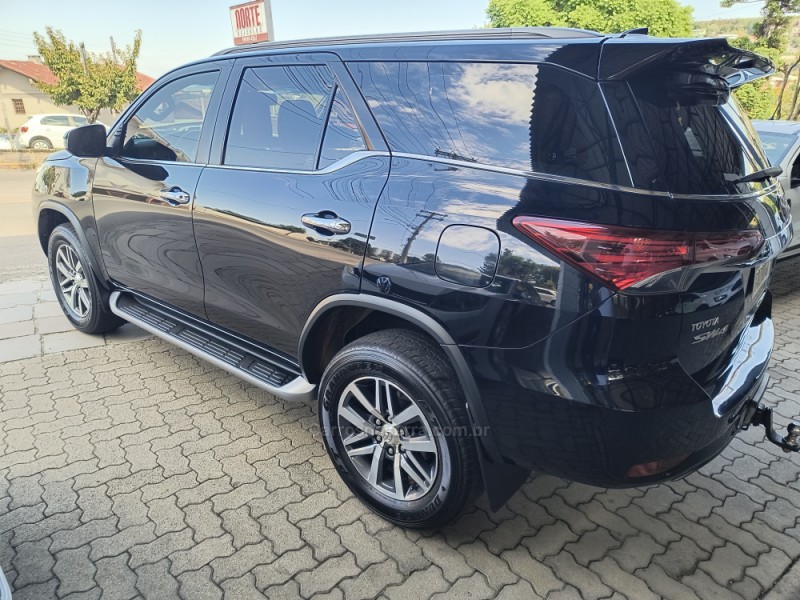 HILUX SW4 2.8 SRX 4X4 7 LUGARES 16V TURBO INTERCOOLER DIESEL 4P AUTOMÁTICO - 2020 - BENTO GONçALVES