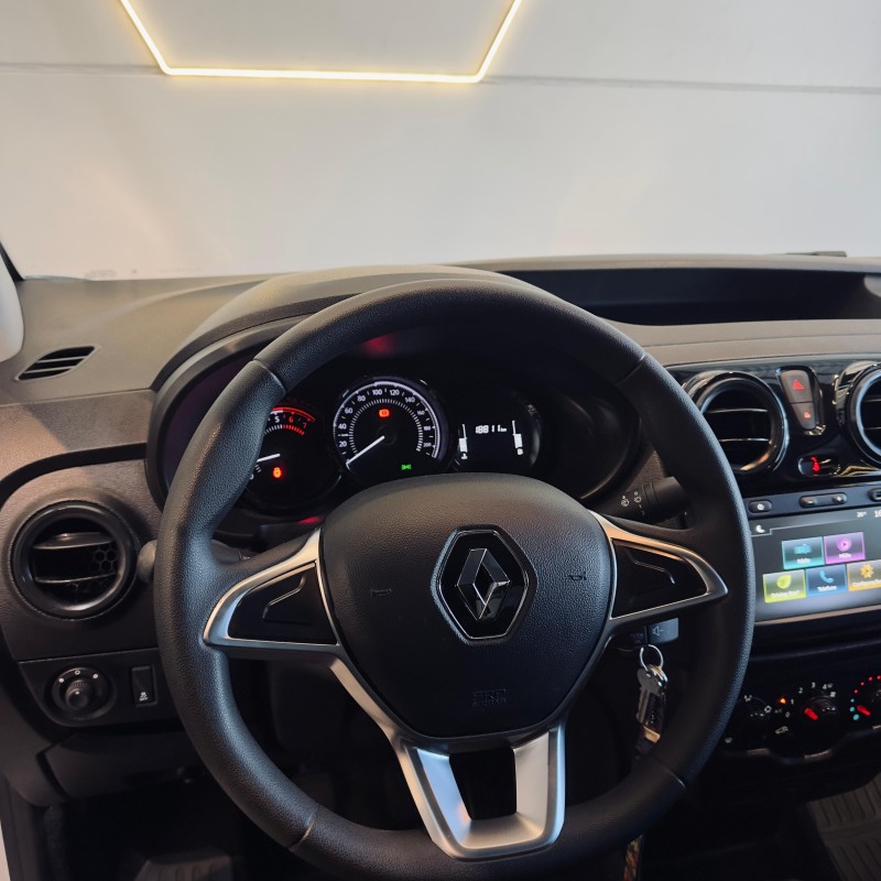 KANGOO 1.6 EXPRESS 16V FLEX 3P MANUAL - 2025 - CAXIAS DO SUL