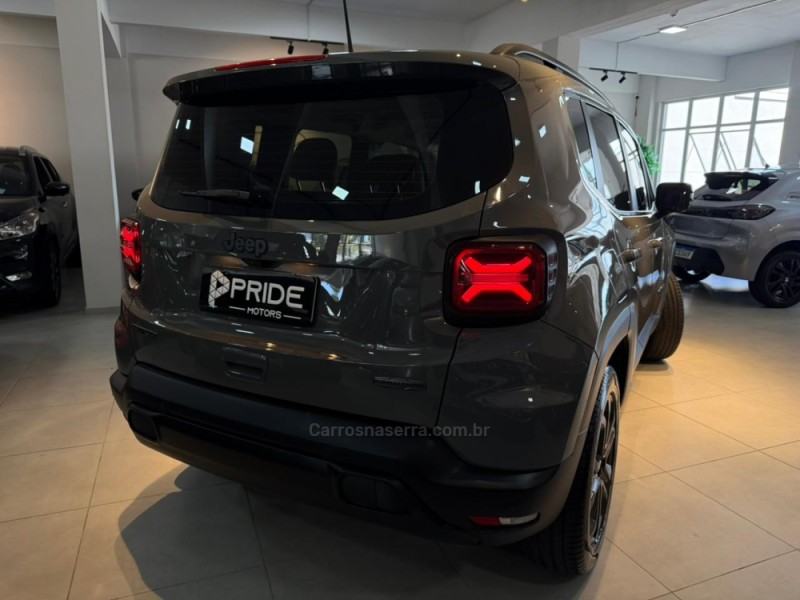 RENEGADE 1.3 16V NIGHT EAGLE T270 TURBO FLEX 4P AUTOMÁTICO - 2025 - CAXIAS DO SUL