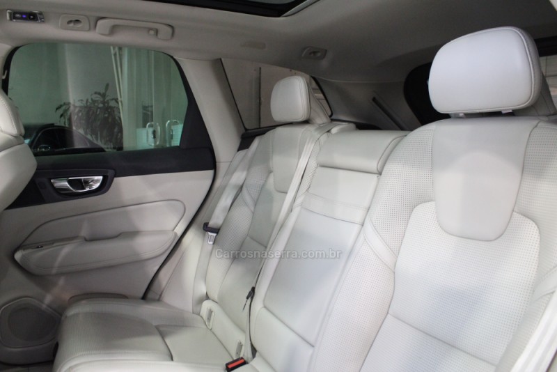 XC60 2.0 T8 INSCRIPTION 4P HYBRID AUTOMÁTICO - 2020 - CAXIAS DO SUL