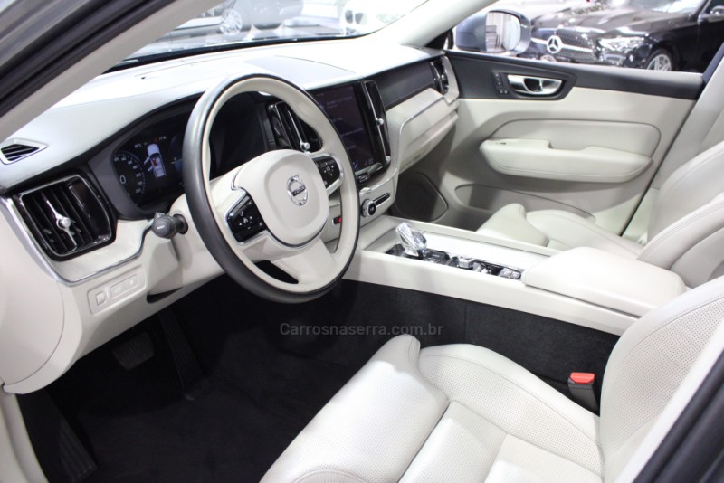 XC60 2.0 T8 INSCRIPTION 4P HYBRID AUTOMÁTICO - 2020 - CAXIAS DO SUL