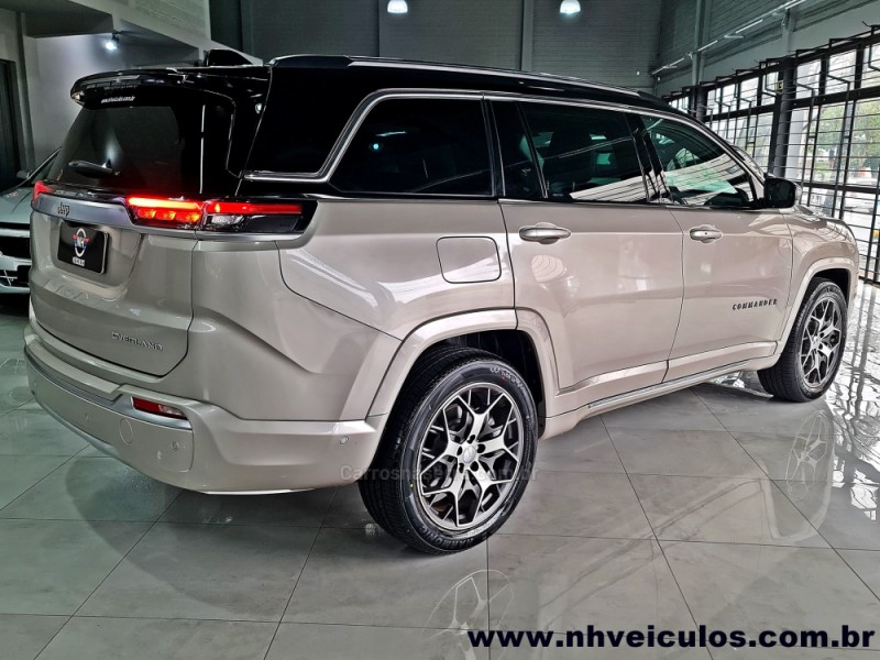 COMMANDER 1.3 OVERLAND T270 16V 4X2 TURBO FLEX 4P AUTOMÁTICO - 2022 - NOVO HAMBURGO