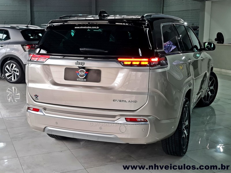 COMMANDER 1.3 OVERLAND T270 16V 4X2 TURBO FLEX 4P AUTOMÁTICO - 2022 - NOVO HAMBURGO