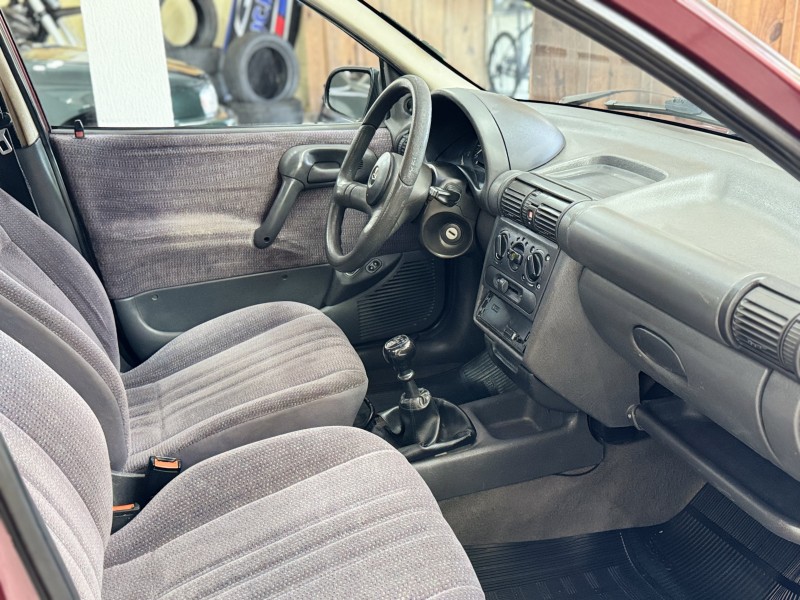 CORSA 1.6 MPFI GL 8V GASOLINA 4P MANUAL - 1996 - CAXIAS DO SUL