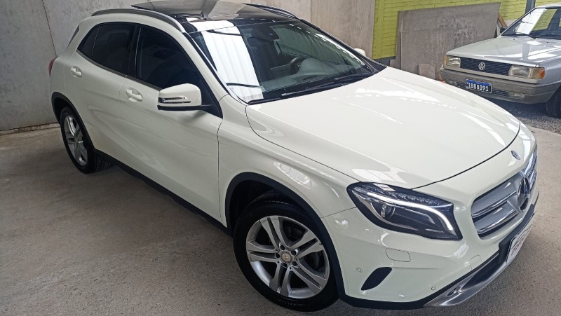 GLA 200 1.6 CGI ENDURO 16V TURBO FLEX 4P AUTOMÁTICO - 2017 - CAXIAS DO SUL