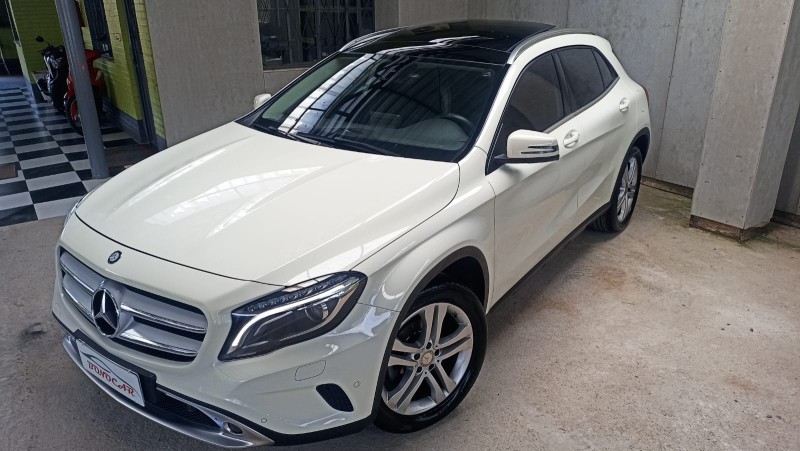 gla 200 1.6 cgi enduro 16v turbo flex 4p automatico 2017 caxias do sul