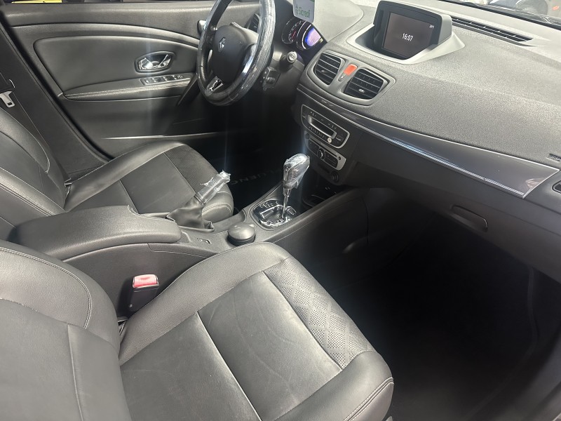 FLUENCE 2.0 DYNAMIQUE PLUS 16V FLEX 4P AUTOMÁTICO - 2016 - CAXIAS DO SUL