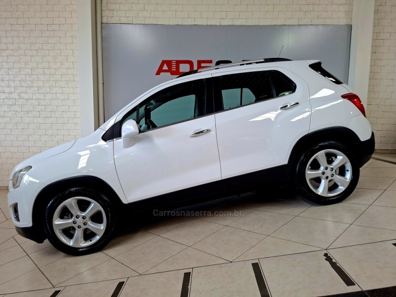 TRACKER 1.8 MPFI LTZ 4X2 16V FLEX 4P AUTOMÁTICO - 2015 - FARROUPILHA