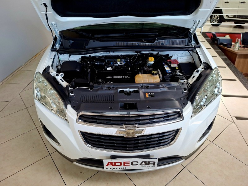 TRACKER 1.8 MPFI LTZ 4X2 16V FLEX 4P AUTOMÁTICO - 2015 - FARROUPILHA