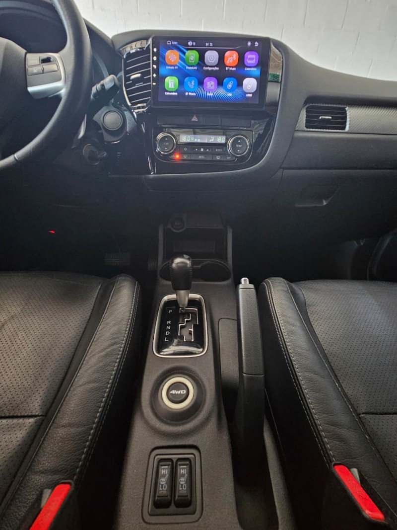 OUTLANDER 3.0 GT 4X4 V6 24V GASOLINA 4P AUTOMÁTICO - 2014 - FARROUPILHA