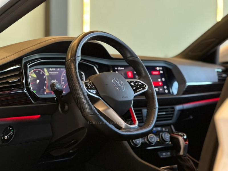 JETTA 2.0 16V TSI GLI 350 GASOLINA 4P AUTOMÁTICO - 2022 - CAXIAS DO SUL