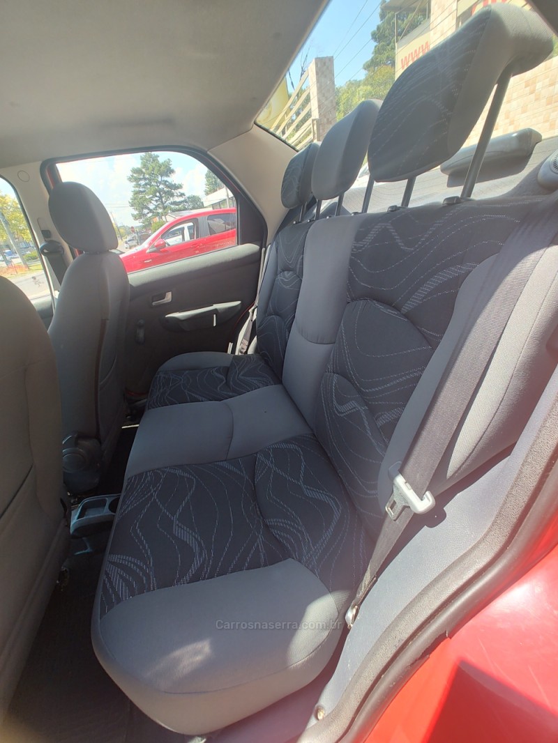 SIENA 1.0 MPI EL 8V FLEX 4P MANUAL - 2015 - CANELA