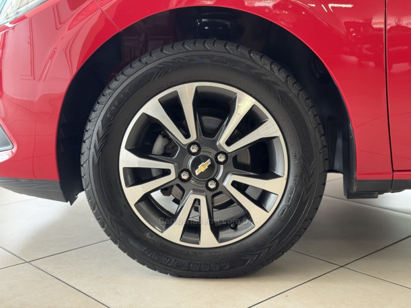 ONIX 1.4 MPFI LTZ 8V FLEX 4P MANUAL - 2016 - FLORES DA CUNHA