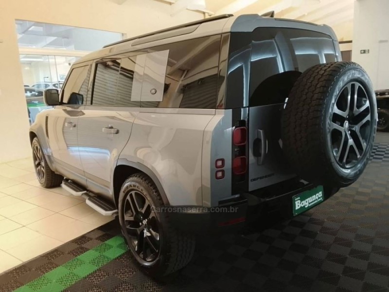 DEFENDER 2.0 P300 110 SE SI4 4X4 TURBO GASOLINA 4P AUTOMÁTICO - 2022 - NOVO HAMBURGO