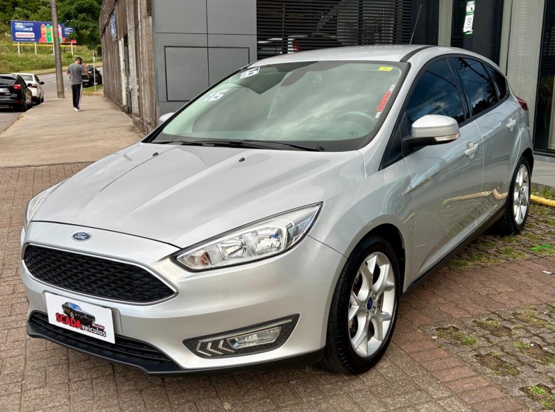 focus 1.6 se plus 16v flex 4p manual 2016 caxias do sul