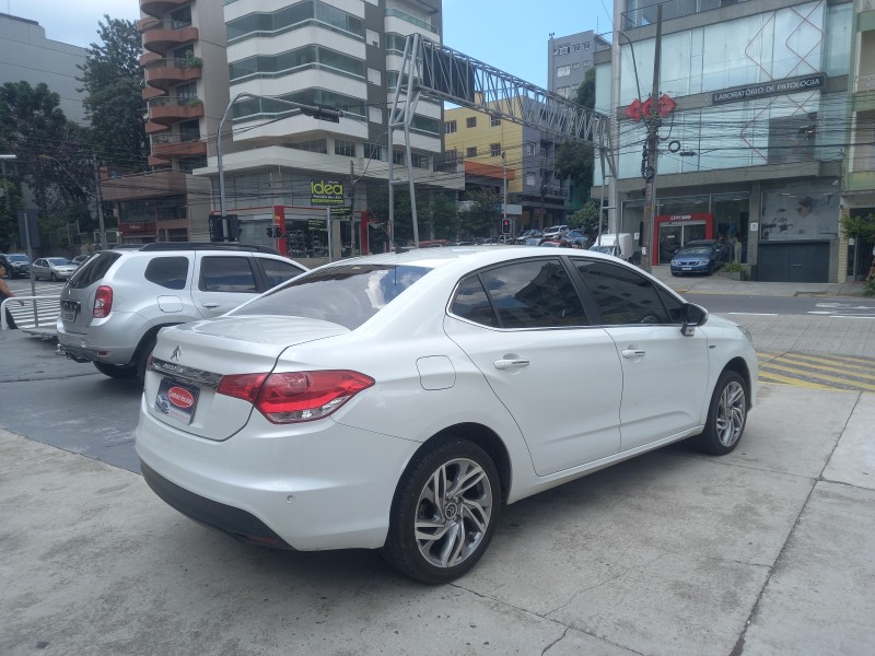 C4 LOUNGE 1.6 EXCLUSIVE 16V TURBO GASOLINA 4P AUTOMÁTICO - 2015 - CAXIAS DO SUL