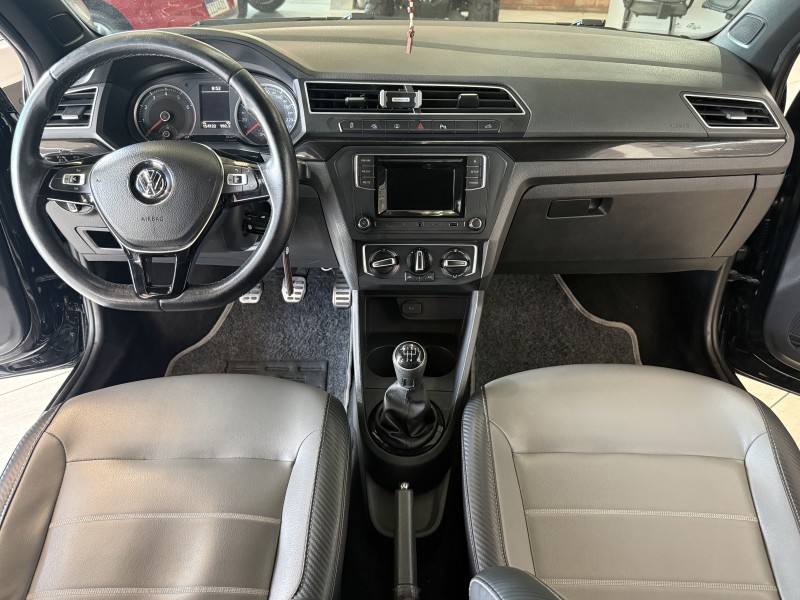 SAVEIRO 1.6 CROSS CD 16V FLEX 2P MANUAL - 2017 - FARROUPILHA