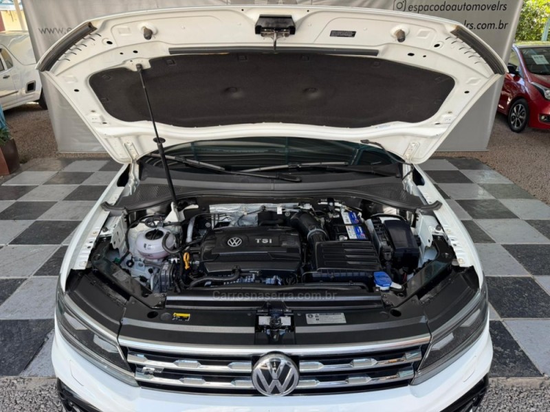 TIGUAN 2.0 ALLSPACE R-LINE 350 TSI 4X4 GASOLINA 4P - 2019 - NOVA PRATA