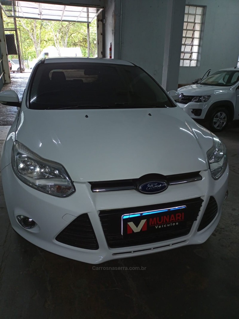 FOCUS 1.6 S 16V FLEX 4P MANUAL - 2014 - BENTO GONçALVES