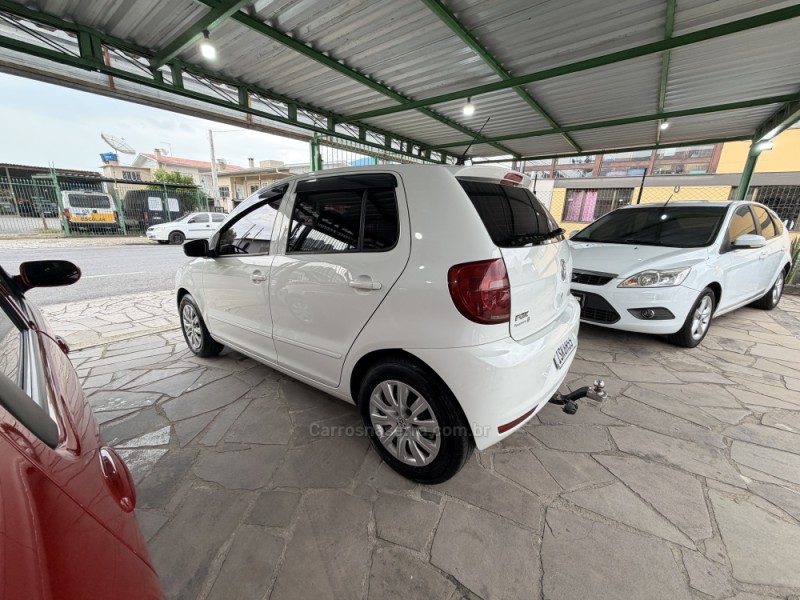 FOX 1.0 MI 8V FLEX 4P MANUAL - 2012 - CAXIAS DO SUL