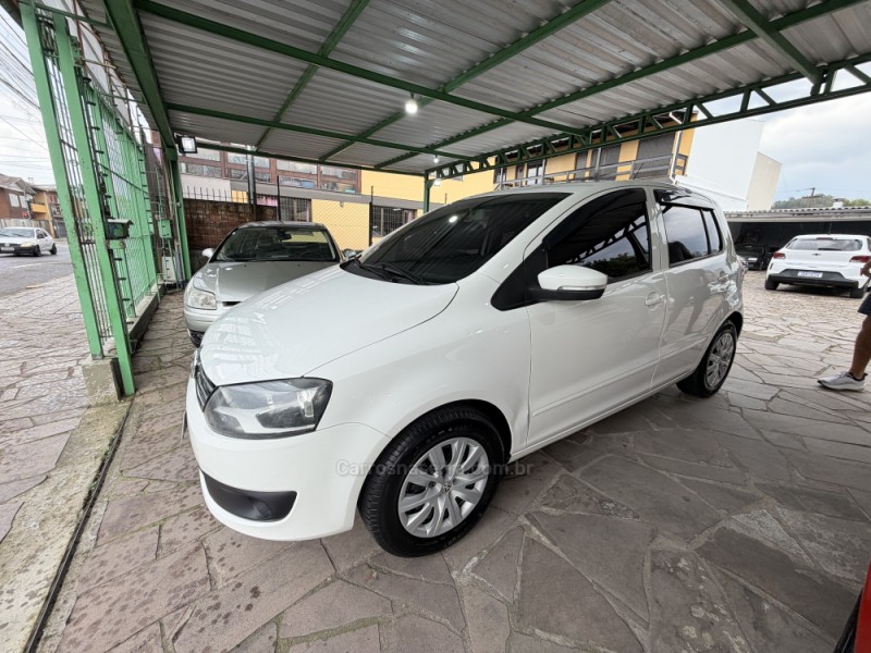 FOX 1.0 MI 8V FLEX 4P MANUAL - 2012 - CAXIAS DO SUL