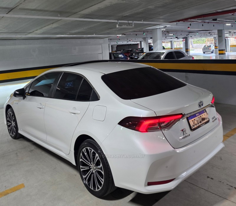COROLLA 1.8 ALTIS PREMIUM 16V HÍBRIDO 4P AUTOMÁTICO - 2023 - CAXIAS DO SUL