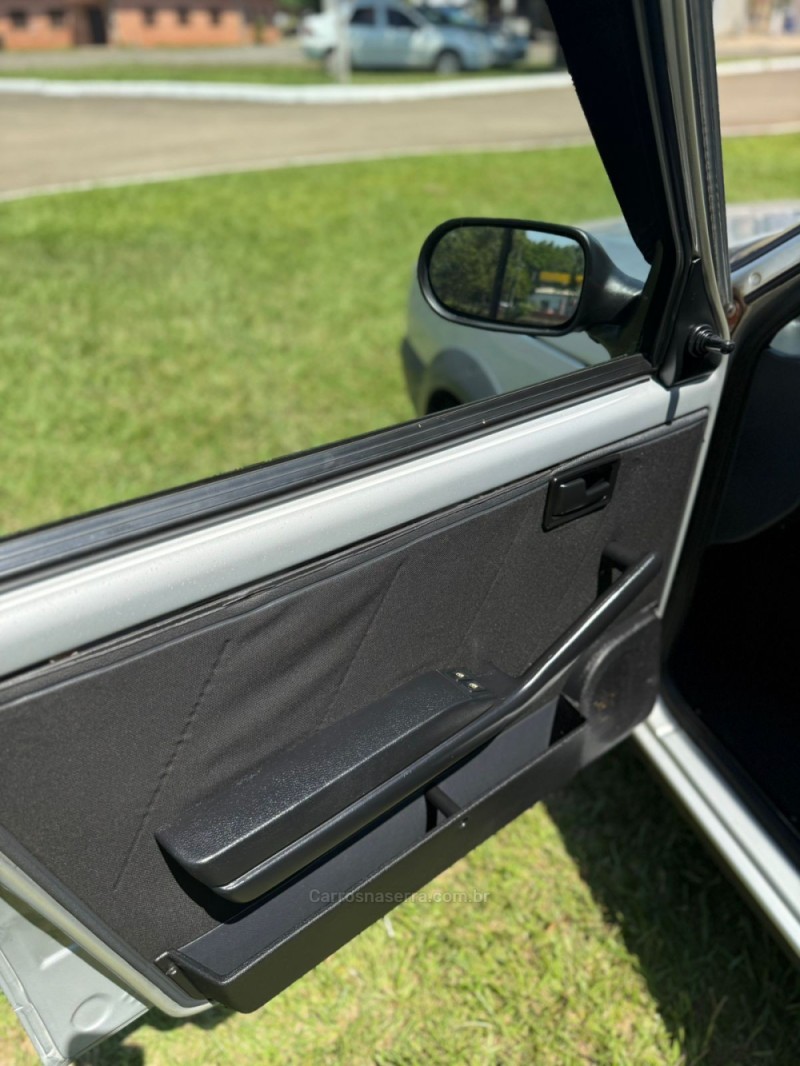 UNO 1.0 WAY 8V FLEX 4P MANUAL - 2009 - BROCHIER