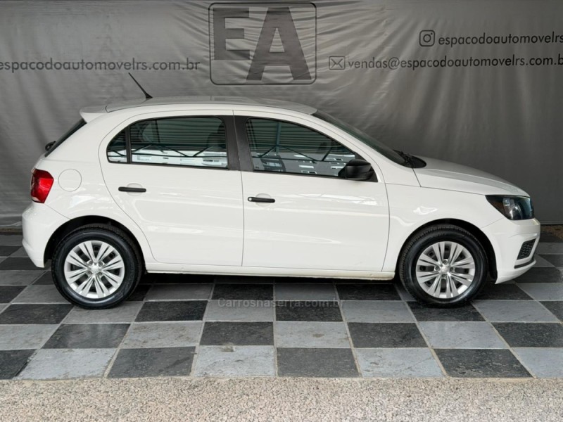 GOL 1.6 MSI 8V TOTALFLEX 4P MANUAL - 2020 - NOVA PRATA