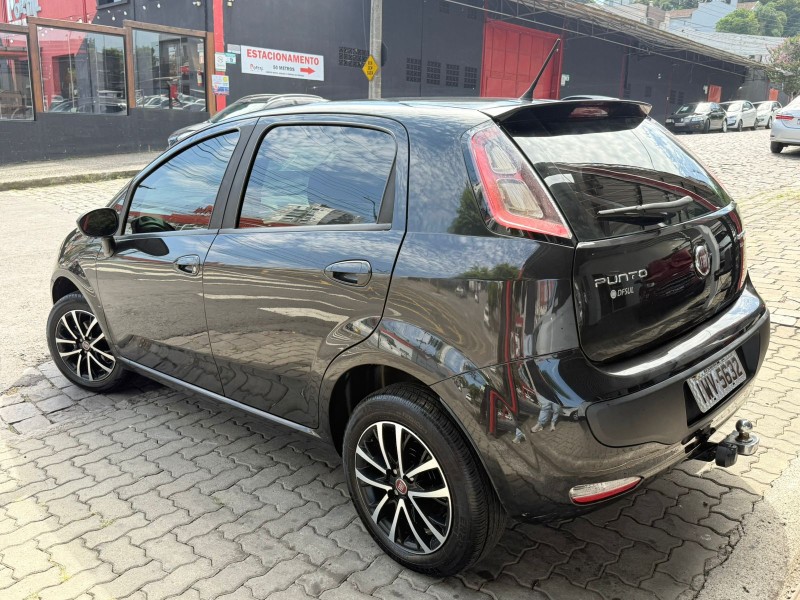 PUNTO 1.4 ATTRACTIVE ITALIA 8V FLEX 4P MANUAL - 2016 - CAXIAS DO SUL