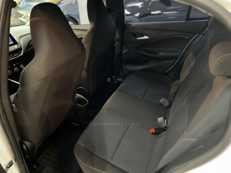 ONIX 1.0 LT 12V TURBO FLEX 4P MANUAL - 2022 - CAXIAS DO SUL