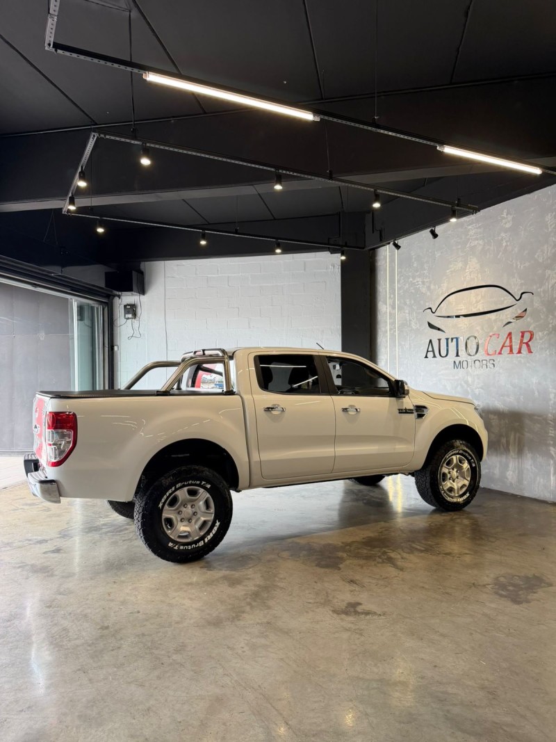 RANGER 2.3 XLT 16V 4X2 CD GASOLINA 4P MANUAL - 2017 - CAXIAS DO SUL
