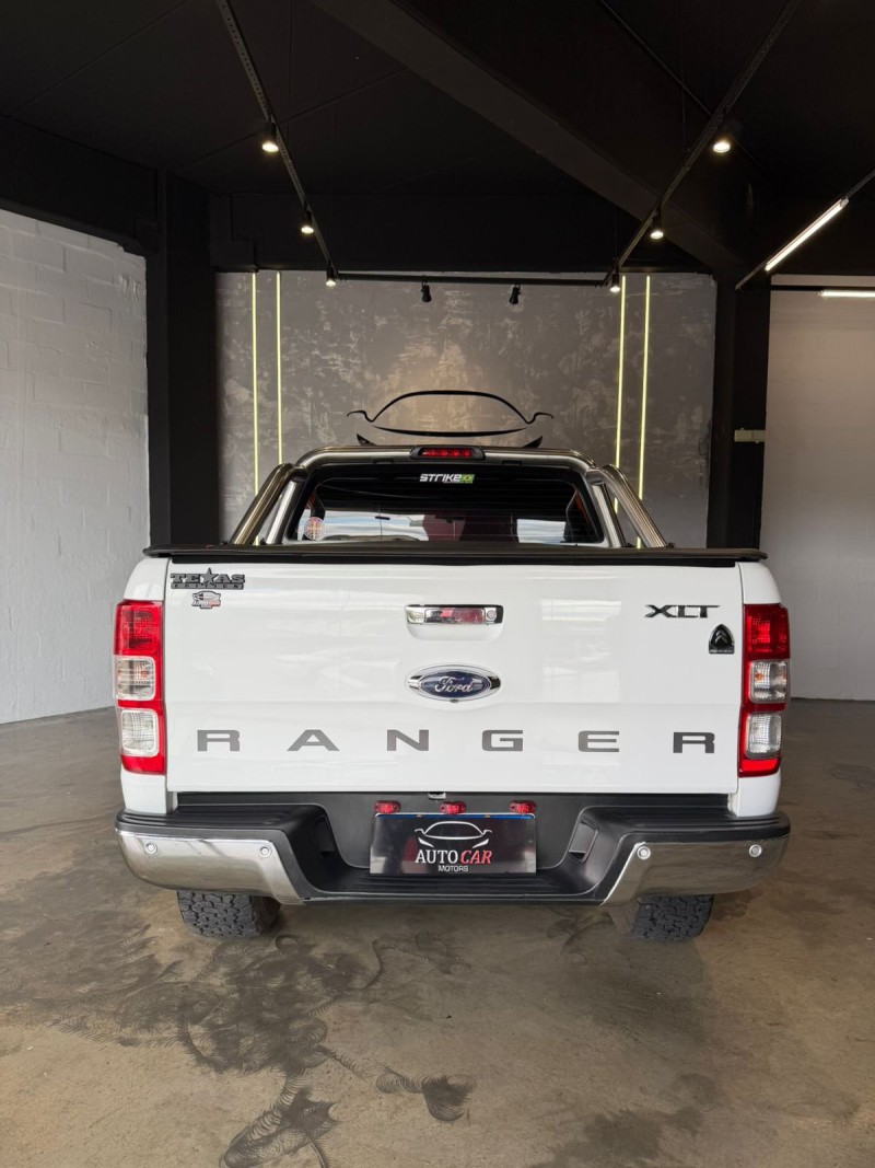 RANGER 2.3 XLT 16V 4X2 CD GASOLINA 4P MANUAL - 2017 - CAXIAS DO SUL