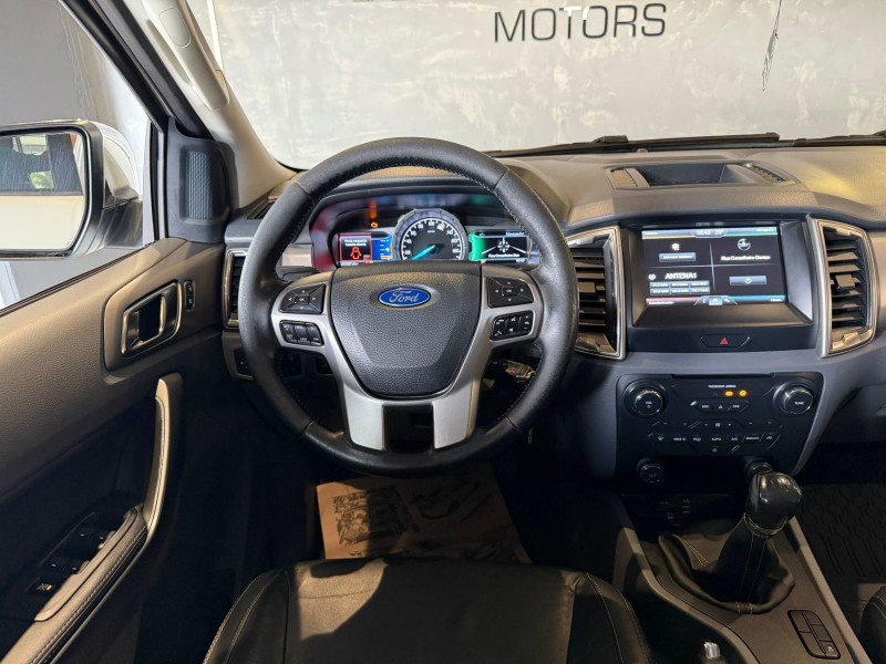 RANGER 2.3 XLT 16V 4X2 CD GASOLINA 4P MANUAL - 2017 - CAXIAS DO SUL