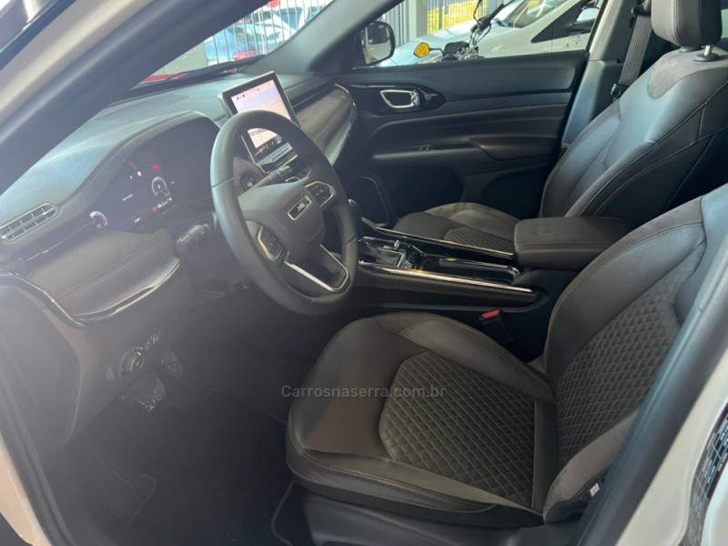 COMMANDER 2.0 OVERLAND TD380 4X4 TURBO DIESEL 4P AUTOMÁTICO - 2023 - CAXIAS DO SUL