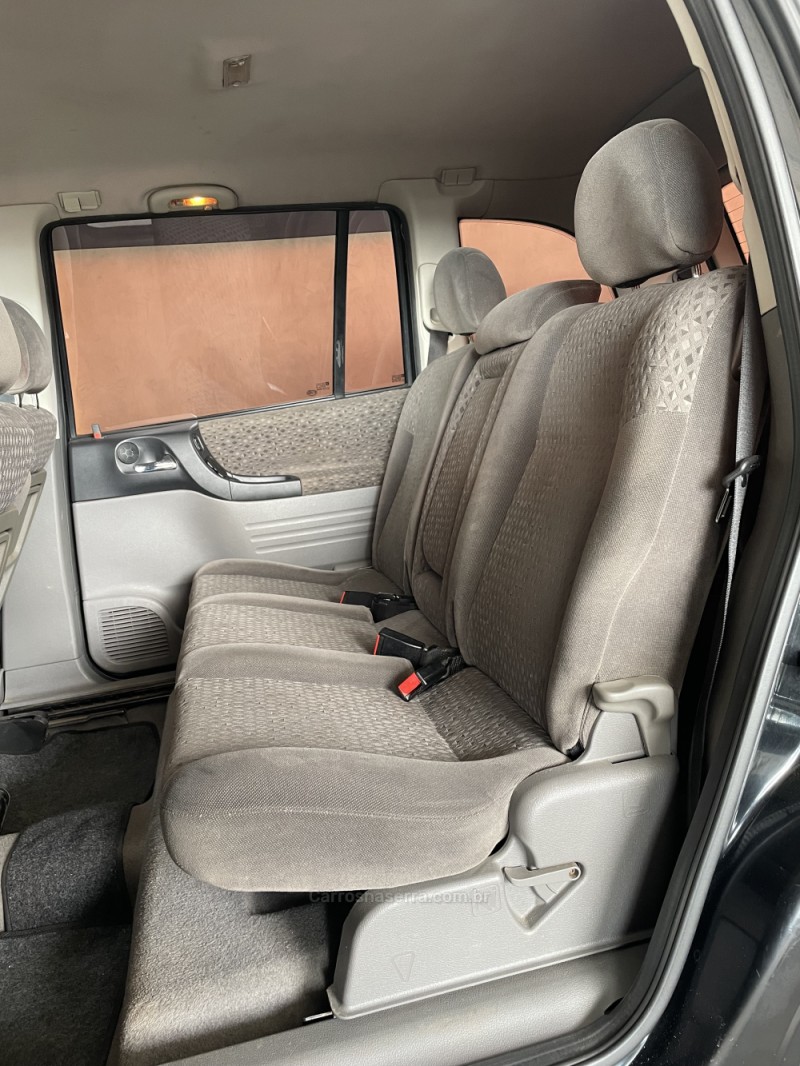 ZAFIRA 2.0 MPFI ELEGANCE 8V FLEX 4P MANUAL - 2006 - PAROBé