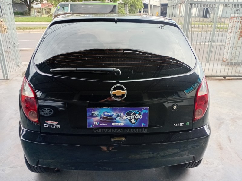 CELTA 1.0 MPFI SPIRIT 8V FLEX 4P MANUAL - 2011 - CAXIAS DO SUL