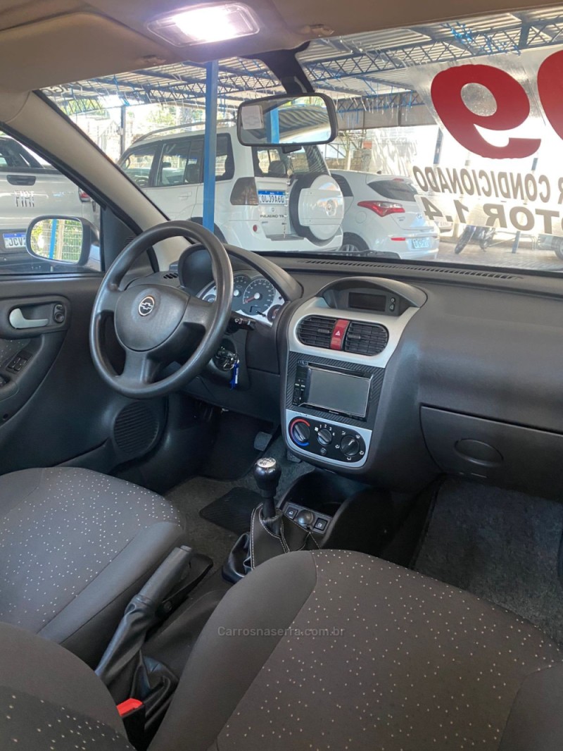 CORSA 1.4 MPFI PREMIUM 8V FLEX 4P MANUAL - 2009 - CANELA
