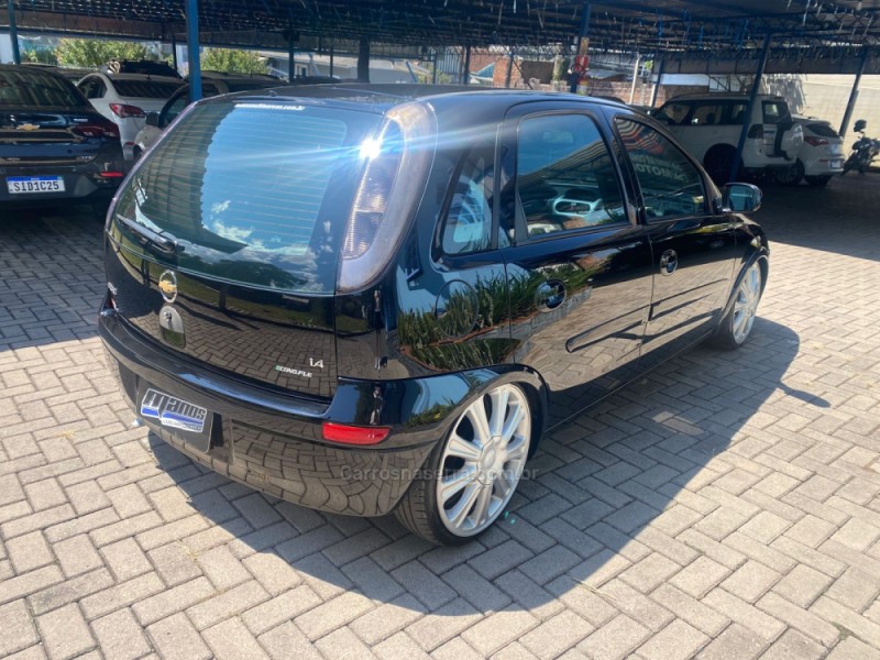 CORSA 1.4 MPFI PREMIUM 8V FLEX 4P MANUAL - 2009 - CANELA