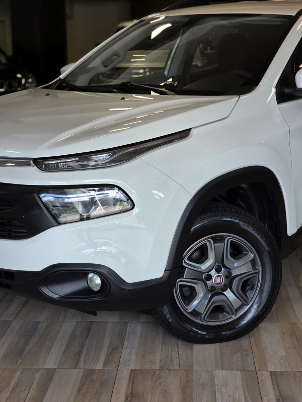 TORO 1.8 16V EVO FLEX FREEDOM AUTOMÁTICO - 2017 - CAXIAS DO SUL