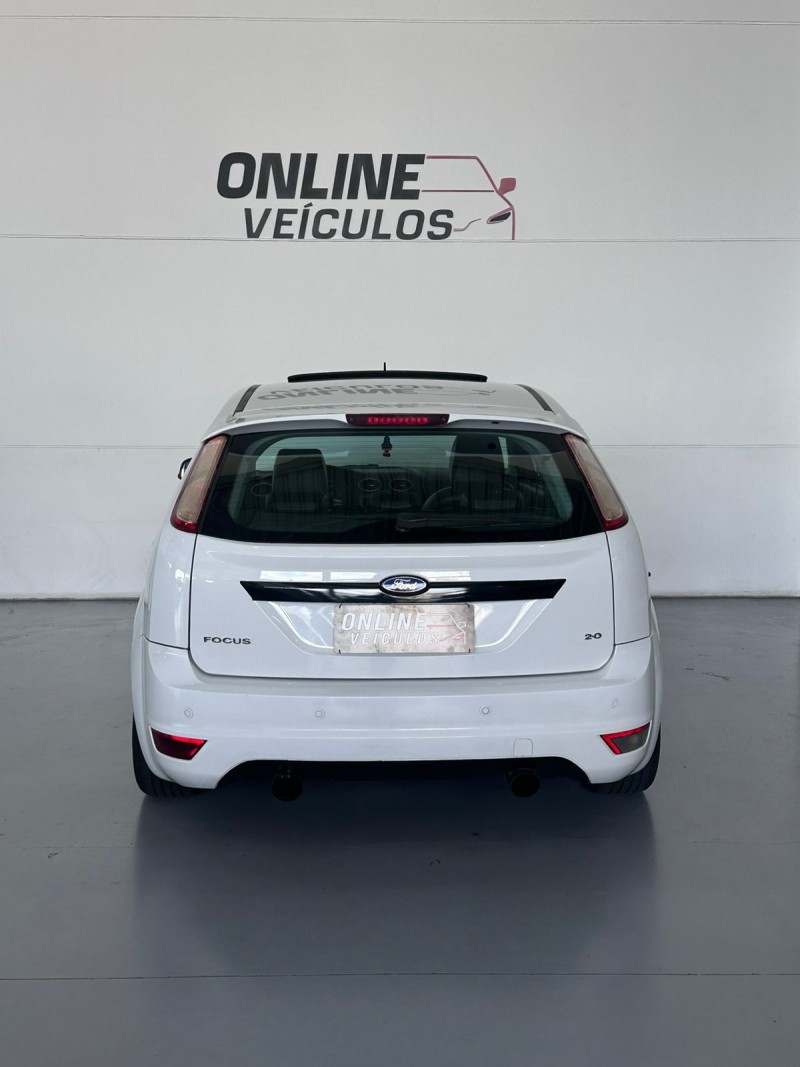 FOCUS 2.0 GHIA 16V FLEX 4P MANUAL - 2009 - FARROUPILHA