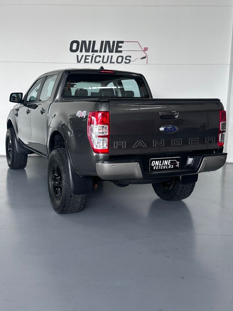RANGER 2.2 XLS 4X4 CD 16V DIESEL 4P AUTOMÁTICO - 2020 - FARROUPILHA
