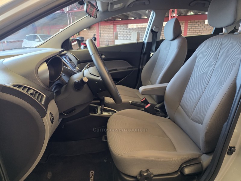 HB20 1.6 PREMIUM 16V FLEX 4P AUTOMÁTICO - 2013 - SAPIRANGA