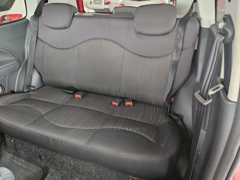 UNO 1.0 WAY 8V FLEX 2P MANUAL - 2012 - TAPEJARA